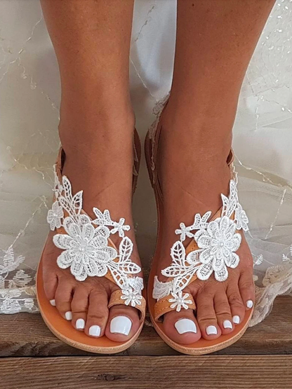 Bohemian Style Flower Flip-Toe Flat Beach Sandals