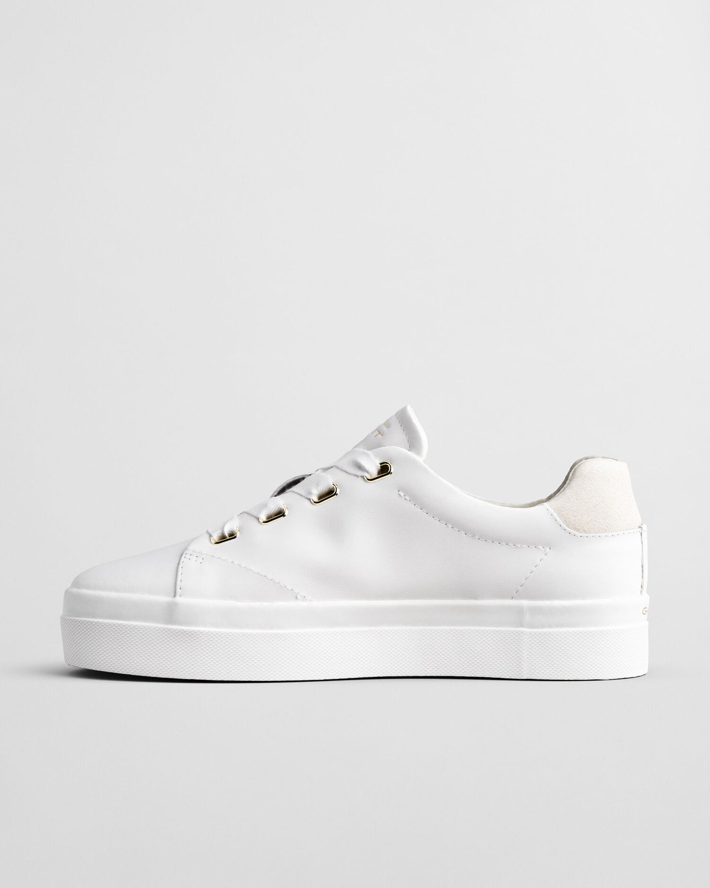 Avona Leather Sneakers