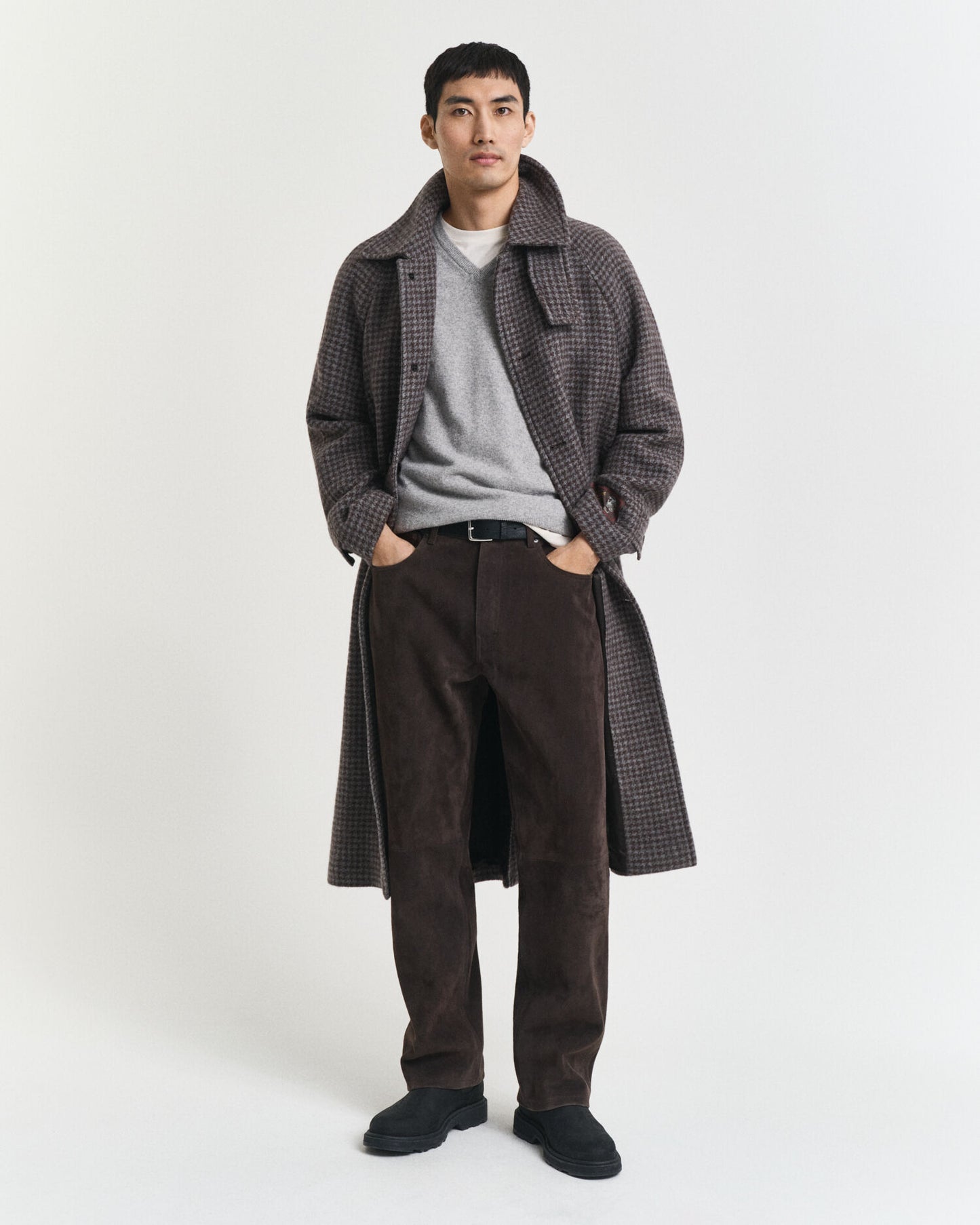 Superfine Lambswool V-Neck Sweater